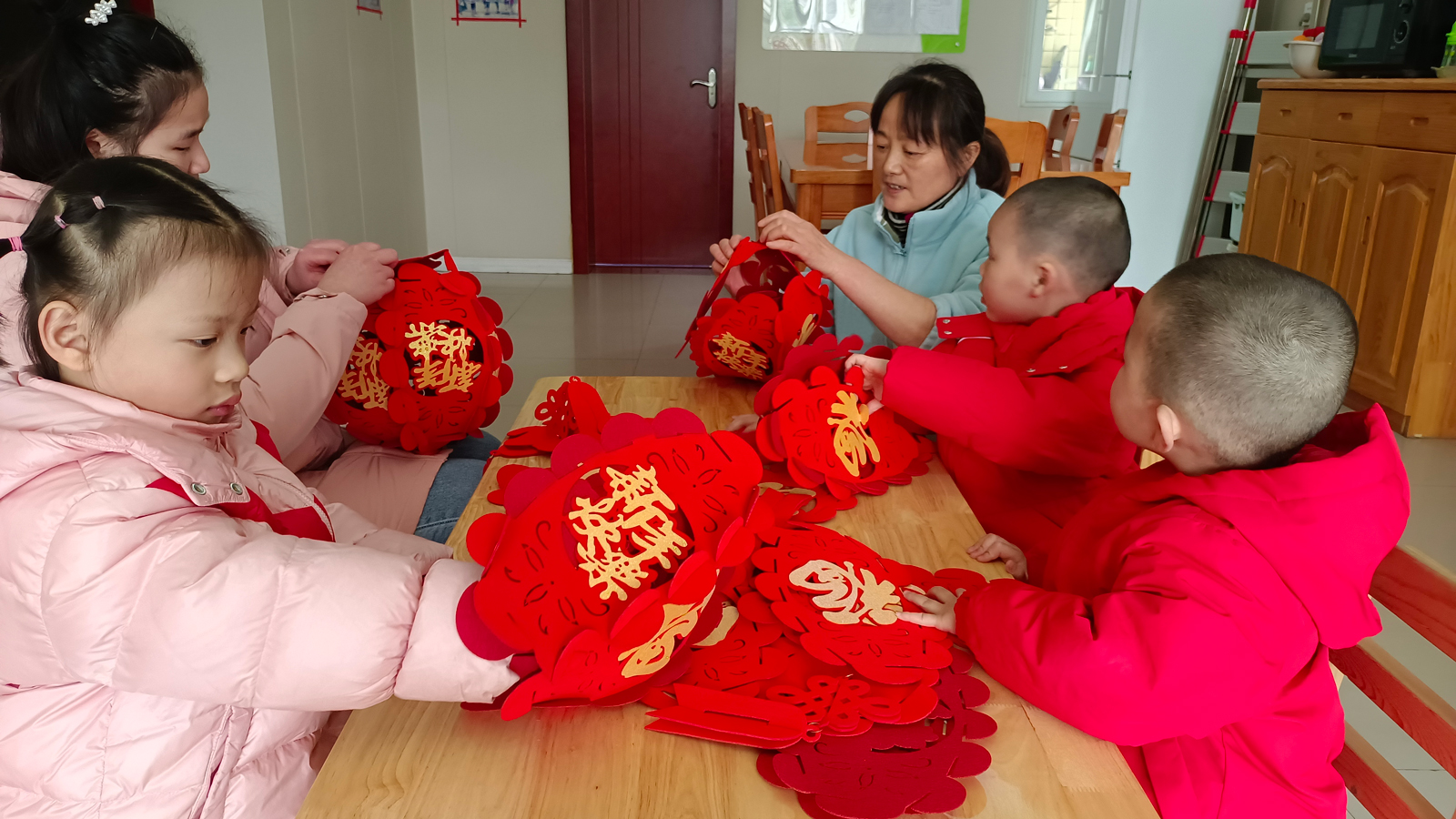 How to Celebrate Chinese New Year Like My Family